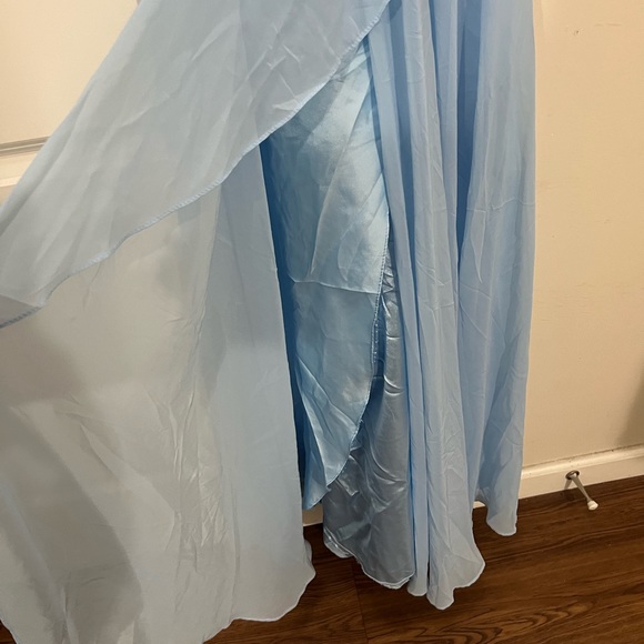 Faviana Blue Ruffle Skirt Gown Size 16 US $328 - Picture 4 of 10